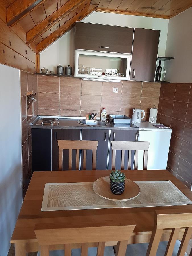 Apartmani Ogi I Ana バイナ・バシュタ エクステリア 写真